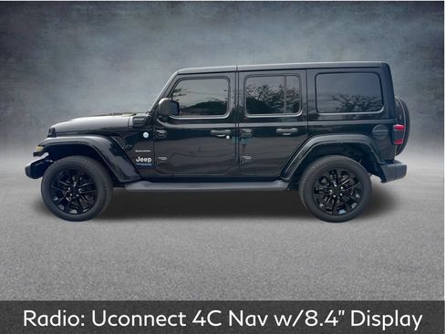 Used 2022 Jeep Wrangler Unlimited Sahara AWD/4WD image 5