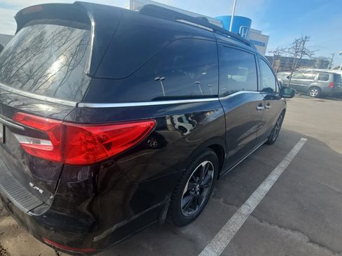 Certified 2023 Honda Odyssey Elite image 3