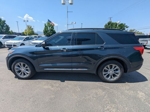 Used 2023 Ford Explorer XLT w/ Equipment Group 202A AWD/4WD image 9