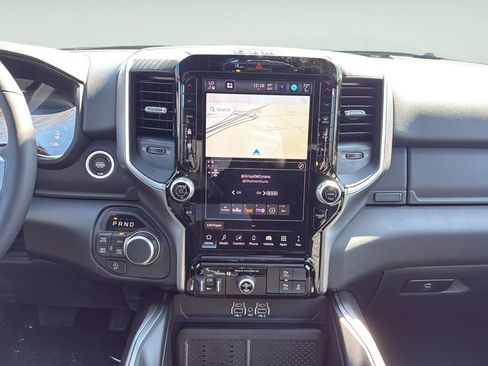 New 2026 RAM 1500 4x4 Crew Cab image 16