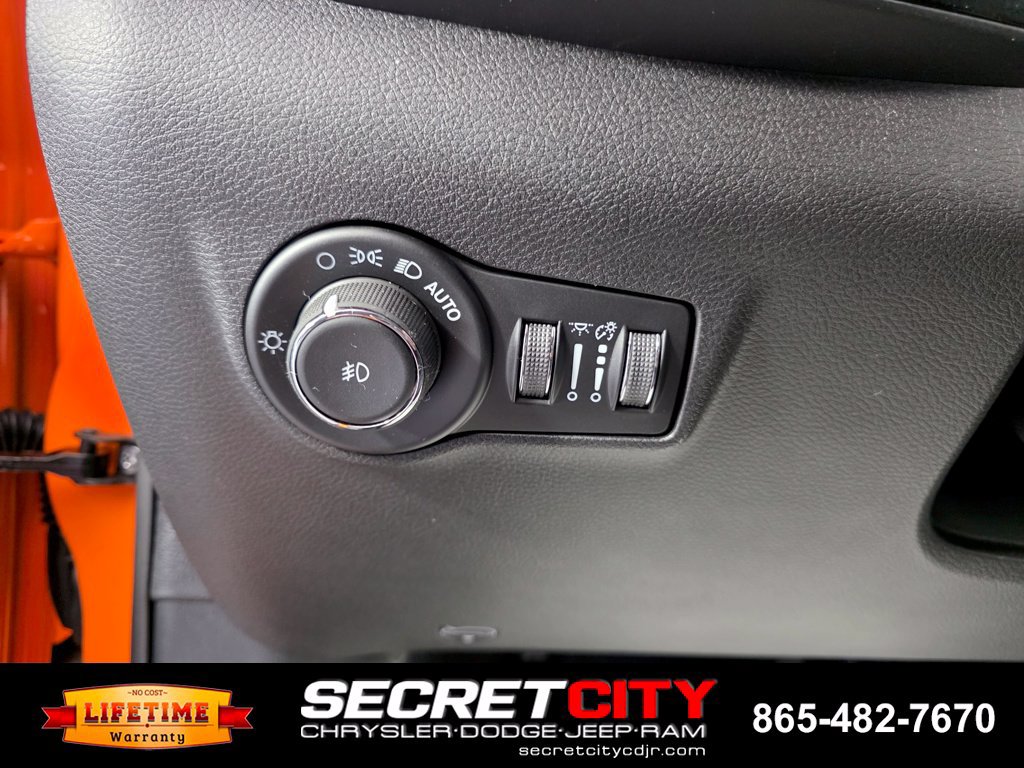 New 2026 Jeep Compass Latitude AWD/4WD image 17