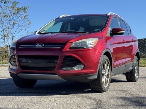 Used 2014 Ford Escape Titanium w/ Equipment Group 401A AWD/4WD image 1