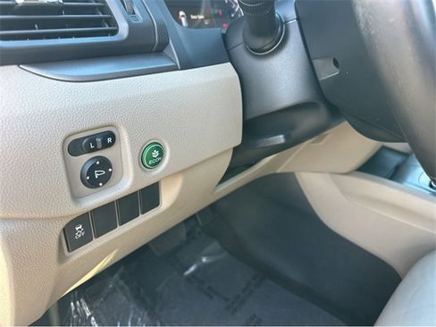 Used 2017 Honda Pilot EX-L image 31