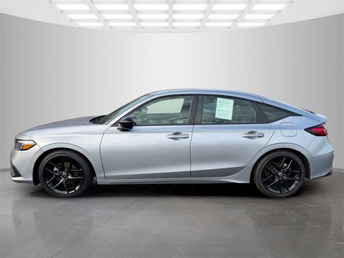 Used 2024 Honda Civic Sport image 3