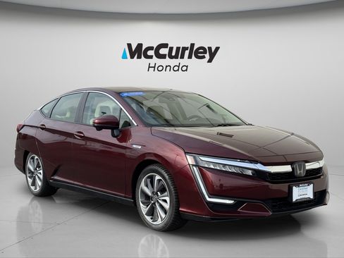 Certified 2018 Honda Clarity Plug-In Hybrid image 1