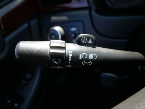 Used 2010 Chevrolet Impala LT w/ Luxury Edition Package FWD image 33