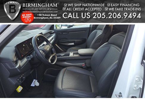 Used 2024 Kia EV9 Light RWD image 2