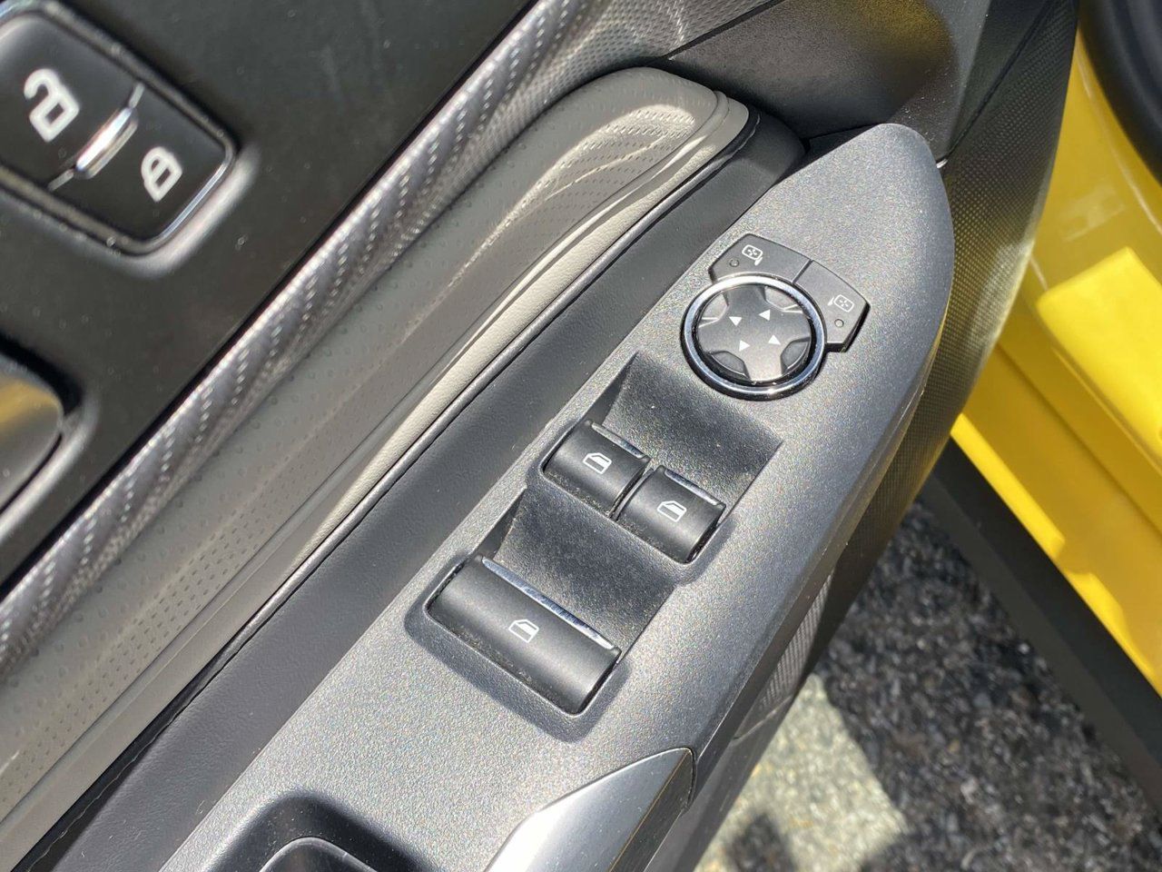 Used 2024 Ford Mustang Premium RWD image 15