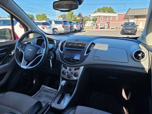 Certified 2015 Chevrolet Trax LT w/ LT Sun and Sound Package AWD/4WD image 20