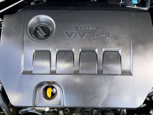 Used 2016 Toyota Corolla LE FWD image 32