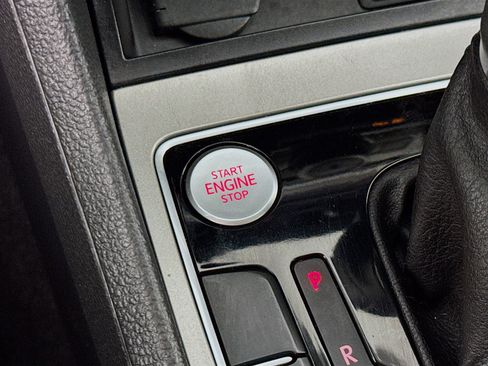 Used 2020 Volkswagen Passat 2.0T SE image 20