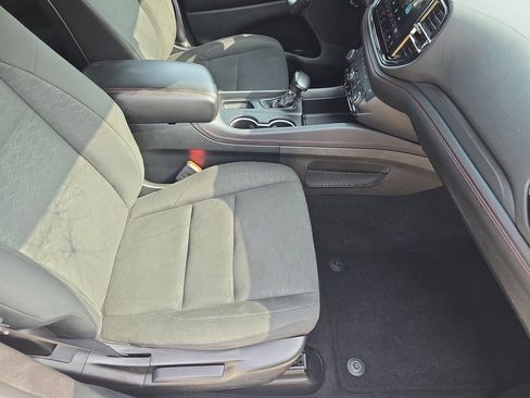 Used 2025 Dodge Durango GT RWD image 10
