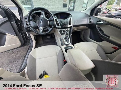 Used 2014 Ford Focus SE w/ SE Winter Package FWD image 13