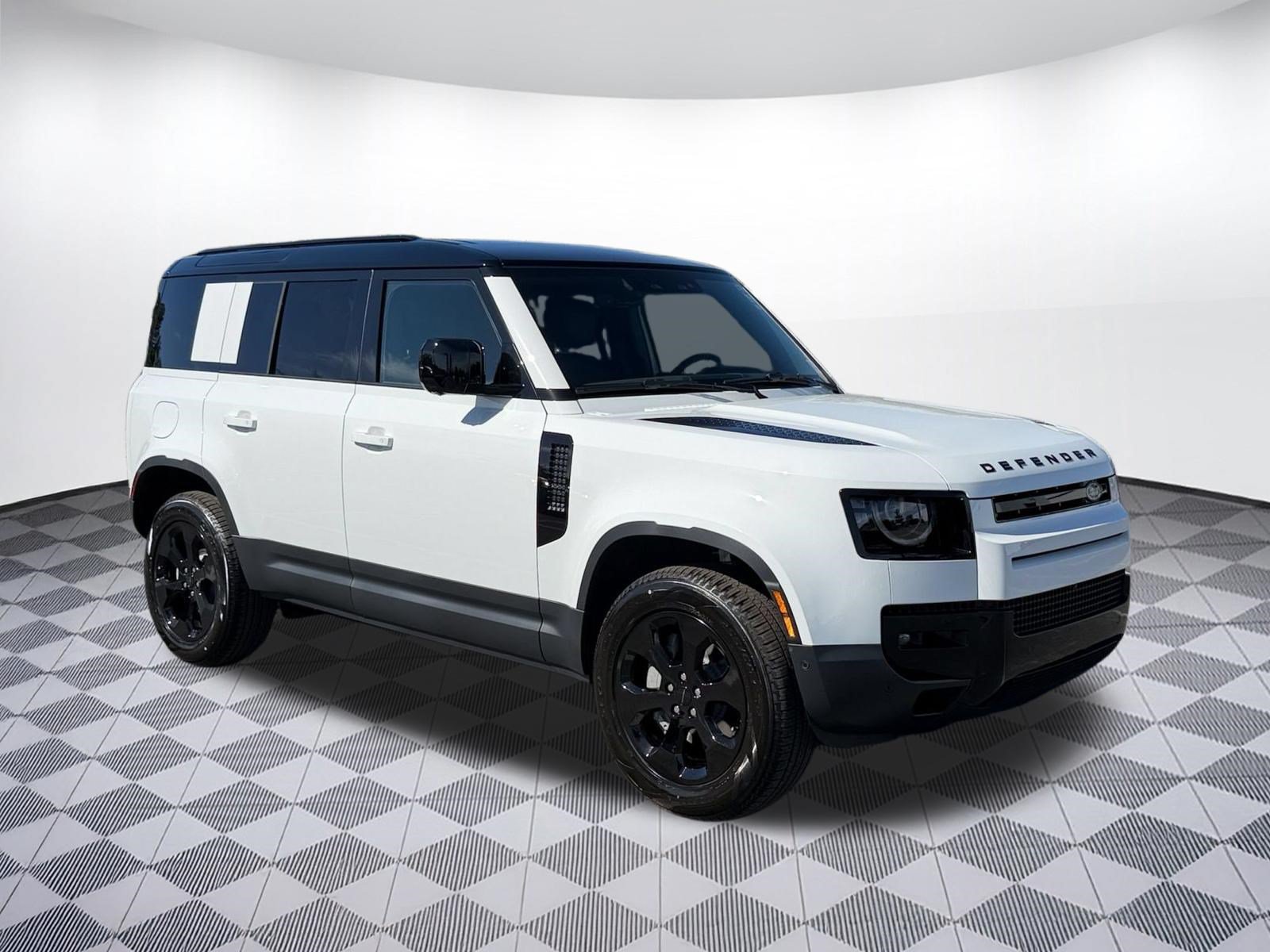 New 2026 Land Rover Defender 110 S AWD/4WD image 7