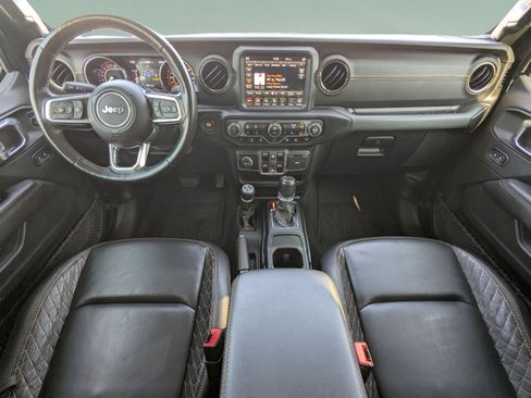 Used 2021 Jeep Gladiator Overland AWD/4WD image 16