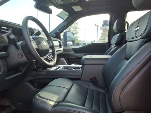 Certified 2026 Ford F250 Platinum w/ Tremor Off-Road Package AWD/4WD image 10