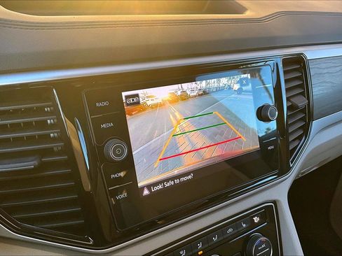 Used 2022 Volkswagen Atlas SE image 21