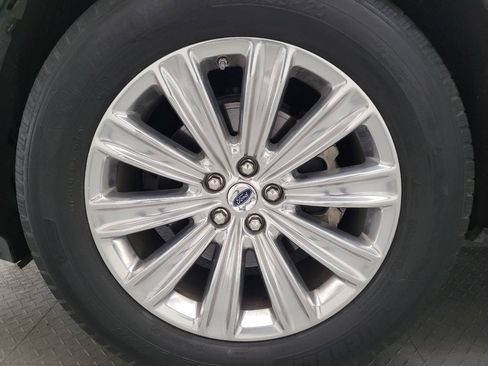 Used 2020 Ford Explorer Limited AWD/4WD image 31