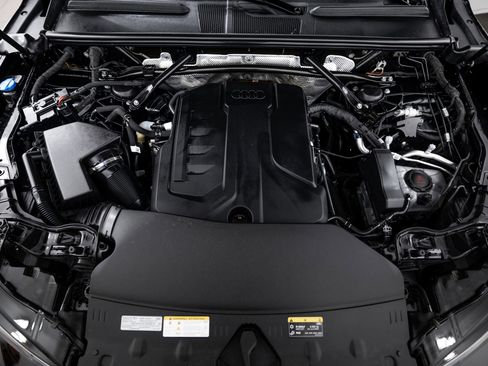 Certified 2025 Audi Q5 Premium w/ Convenience Package image 16