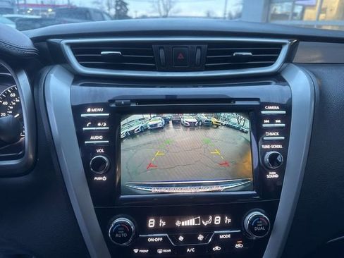 Used 2020 Nissan Murano S image 15