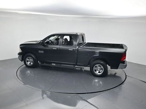 Used 2017 RAM 1500 Classic SLT AWD/4WD image 41