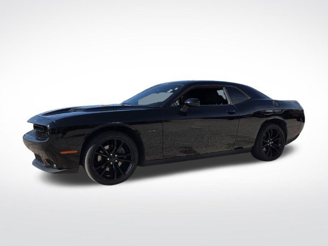 Used 2016 Dodge Challenger R/T w/ Driver Convenience Group RWD image 5
