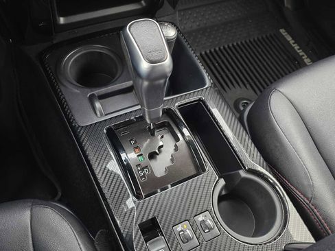 Certified 2018 Toyota 4Runner TRD Off-Road Premium image 26