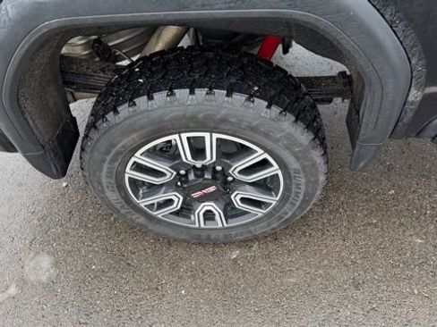 Used 2022 GMC Sierra 2500 AT4 w/ Gooseneck/5TH Wheel Package image 9
