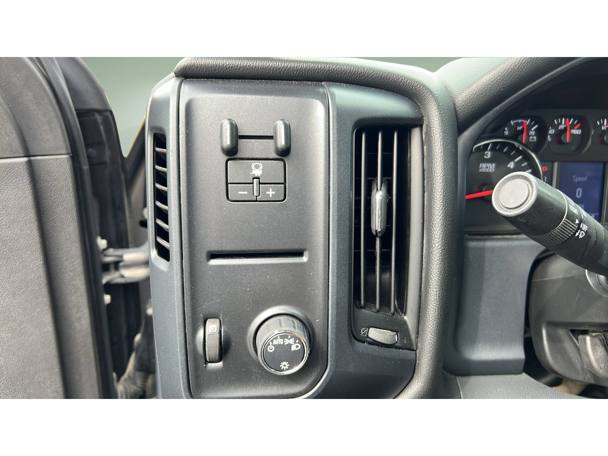 Certified 2017 GMC Sierra 3500 4x4 Regular Cab w/ Sierra Convenience Package image 23