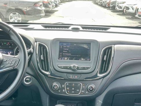 Used 2022 Chevrolet Equinox RS w/ LPO, Cargo Package FWD image 14