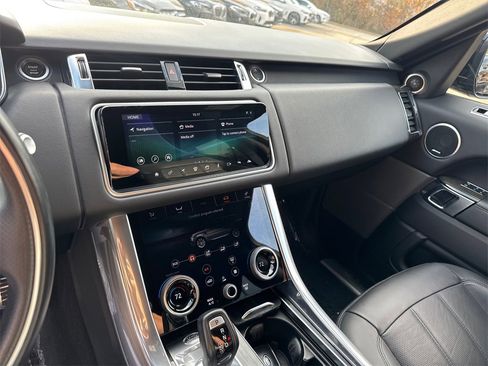 Used 2022 Land Rover Range Rover Sport HSE Silver Edition image 29
