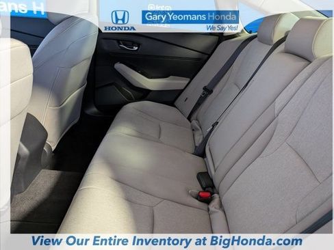 Used 2024 Honda Accord EX image 19