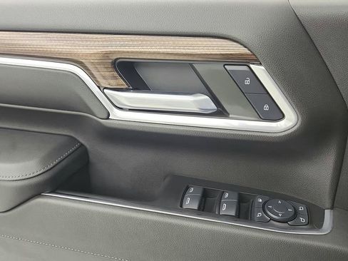 Used 2024 Chevrolet Silverado 2500 LT w/ Texas Edition AWD/4WD image 27