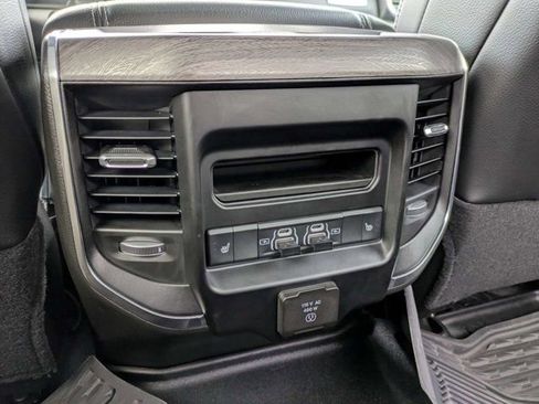 Used 2025 RAM 2500 Laramie AWD/4WD image 14