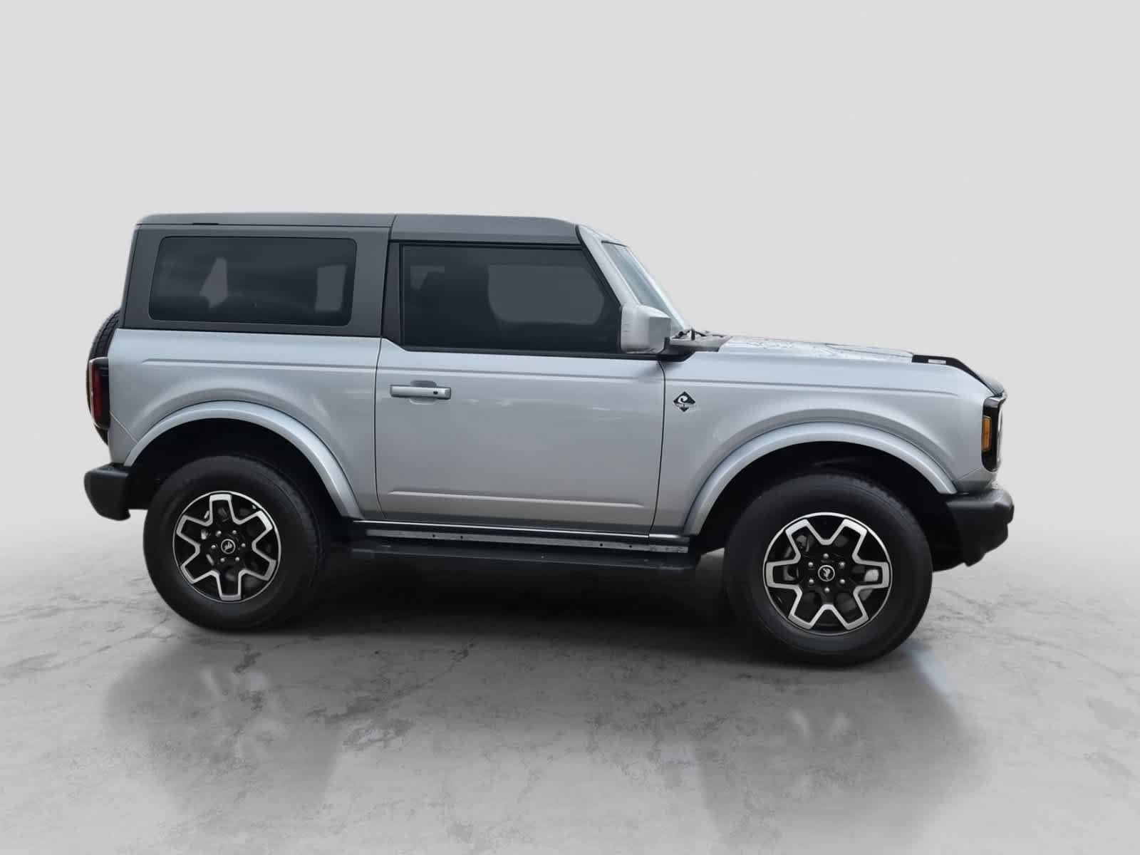 Used 2023 Ford Bronco Outer Banks AWD/4WD image 9