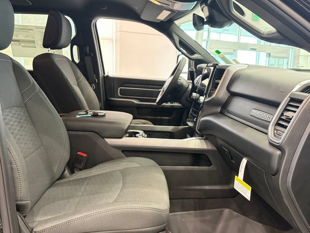 New 2026 RAM 2500 Big Horn AWD/4WD image 29