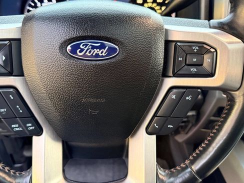 Used 2020 Ford F450 Platinum image 32
