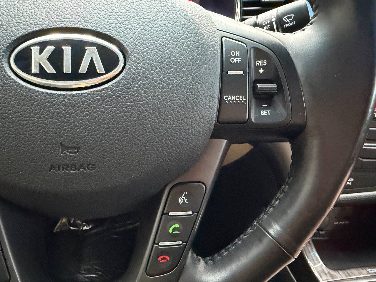 Used 2012 Kia Optima EX FWD image 24