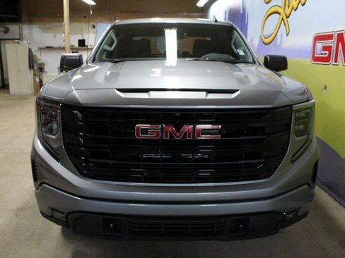 New 2026 GMC Sierra 1500 Elevation AWD/4WD image 2