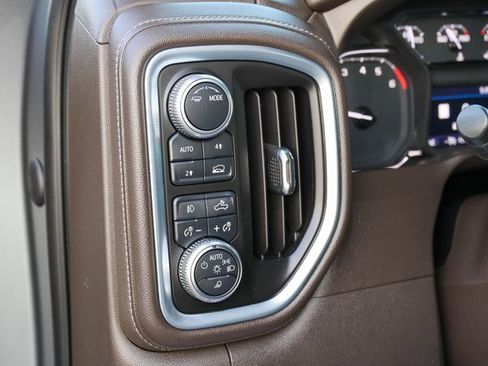 Used 2021 GMC Sierra 1500 SLT w/ SLT Convenience Package image 13