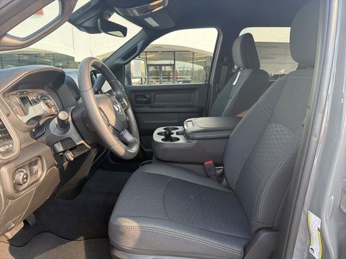 New 2026 RAM 2500 Tradesman AWD/4WD image 19