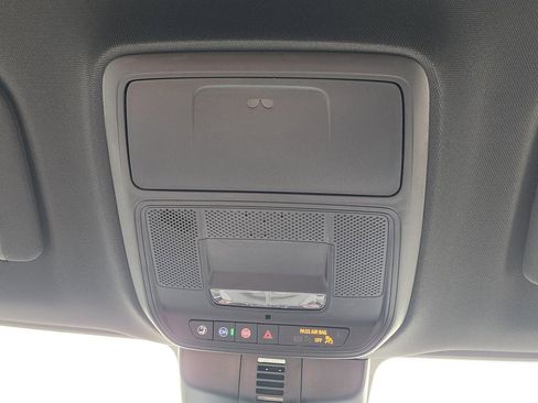 New 2026 Buick Enclave Sport Touring w/ Super Cruise Package image 38