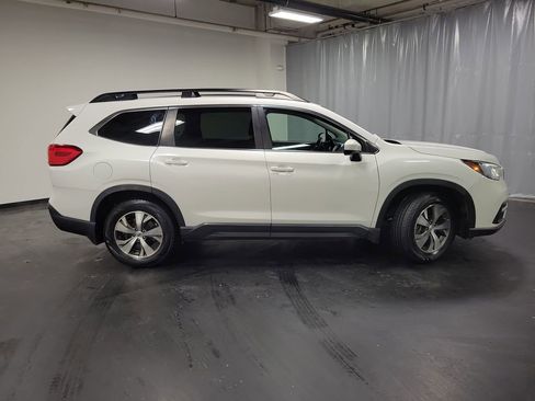 Used 2019 Subaru Ascent Premium image 10