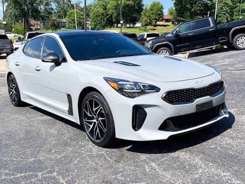 Used 2023 Kia Stinger GT-Line w/ Sun & Sound Package RWD image 2