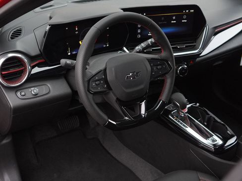 New 2026 Chevrolet Trax RS w/ Sunroof Package image 24