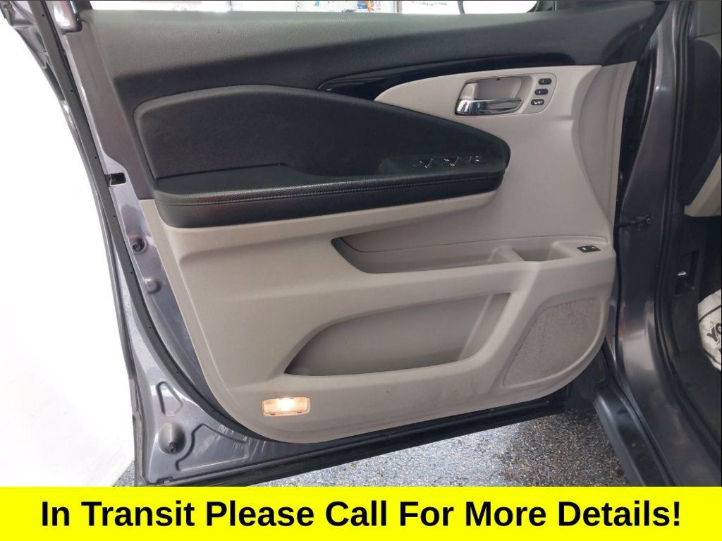 Used 2020 Honda Pilot Touring image 7