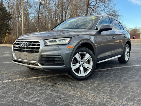 Used 2018 Audi Q5 2.0T Premium Plus w/ Premium Plus Package AWD/4WD image 1