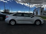 Used 2022 Toyota Corolla LE image 6