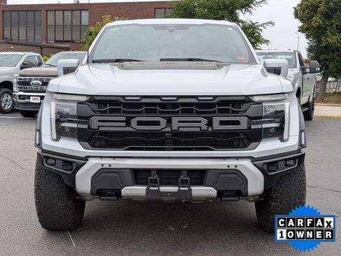 Used 2025 Ford F150 Raptor AWD/4WD image 9