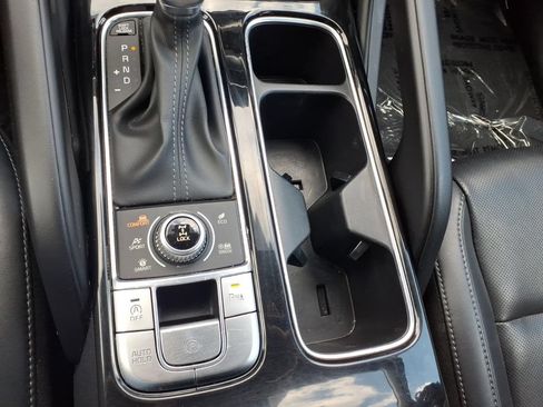 Used 2025 Kia Telluride S AWD/4WD image 13